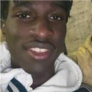 Insegnatante appena diplomato da un istituto informatico è disponibile a dare ripetizioni di inglese